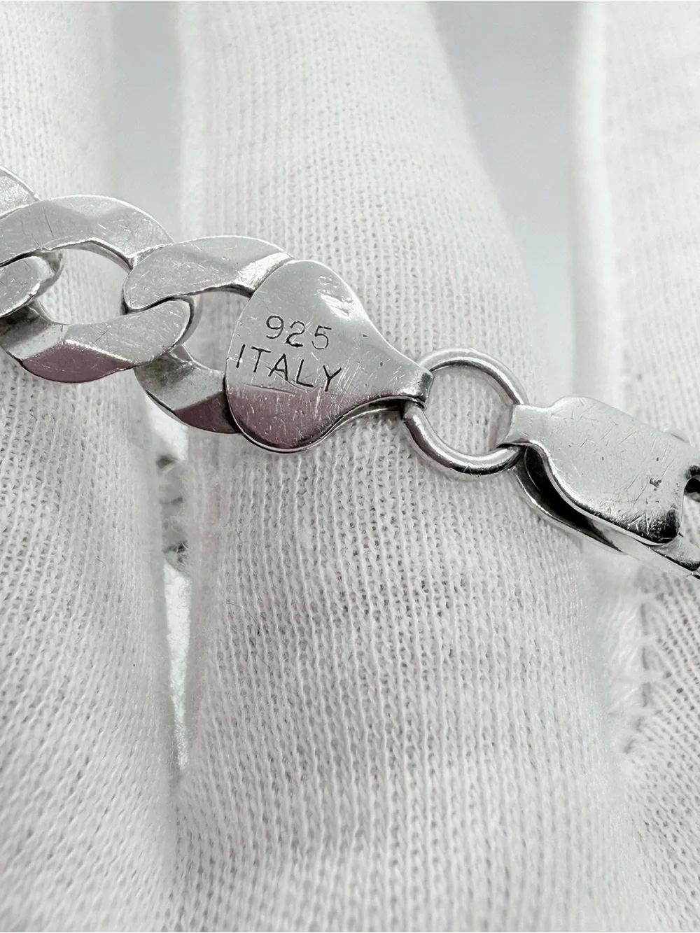Italian Made Sterling Silver Cuban Link Bracelet - Silver!